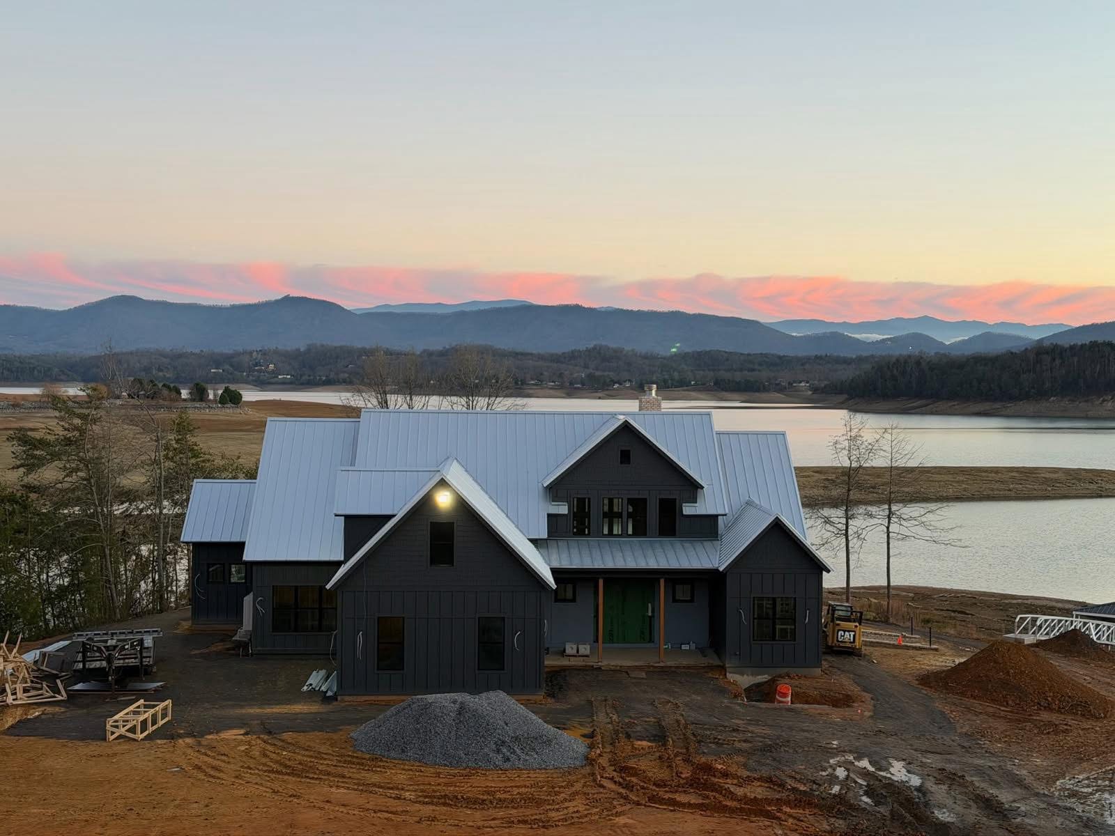 Commercial & Residential Roofing in Knoxville
